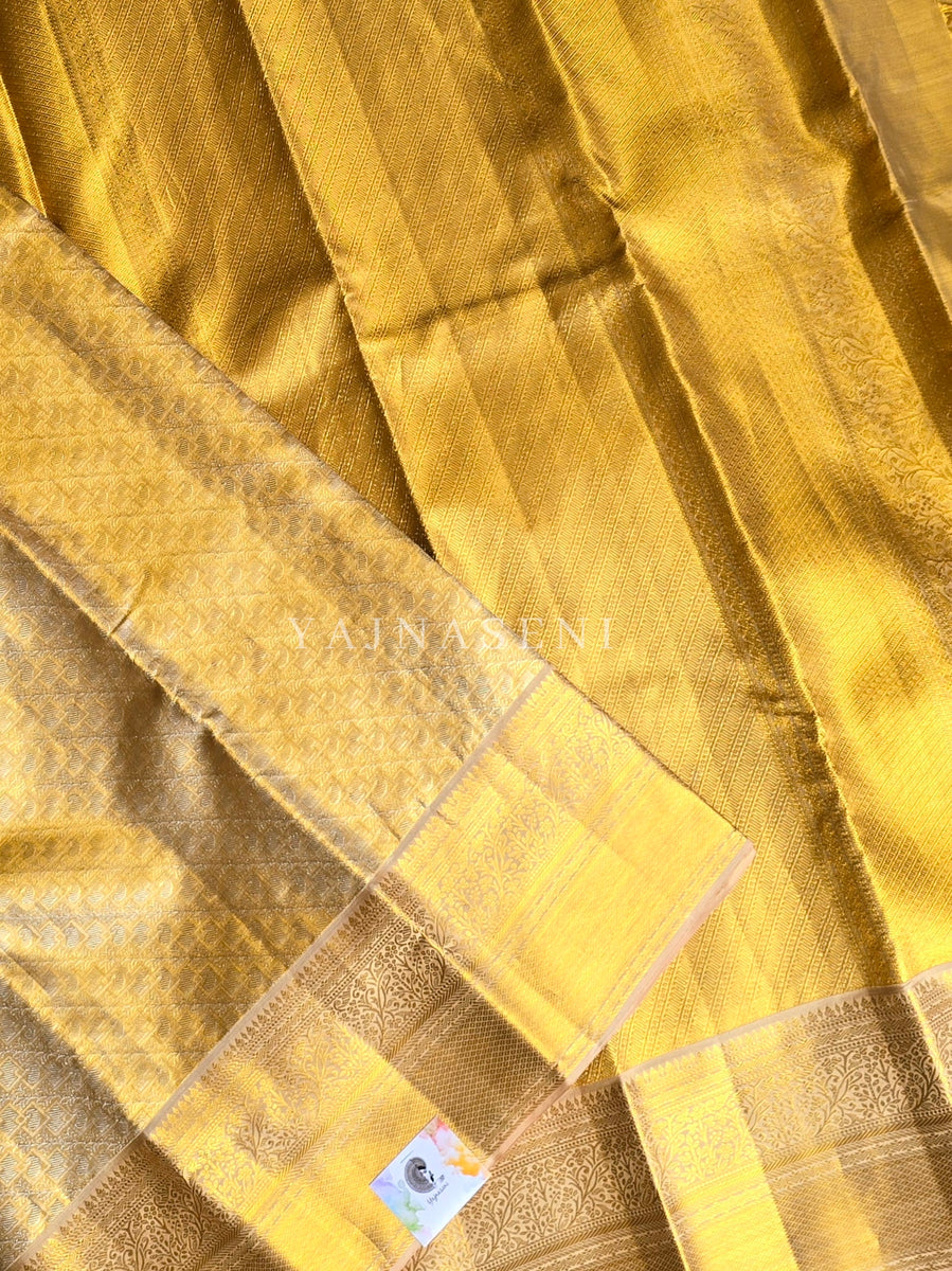 CELESTIAL OASIS - Pure Kanjivaram Silk Saree with Gold and Light Gold Zari