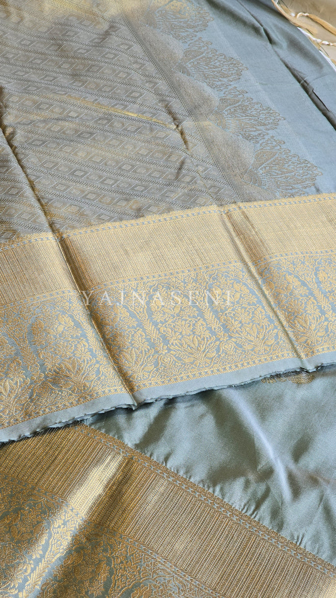 Monochrome Series : Semi Kanchi Silk Saree - Blue