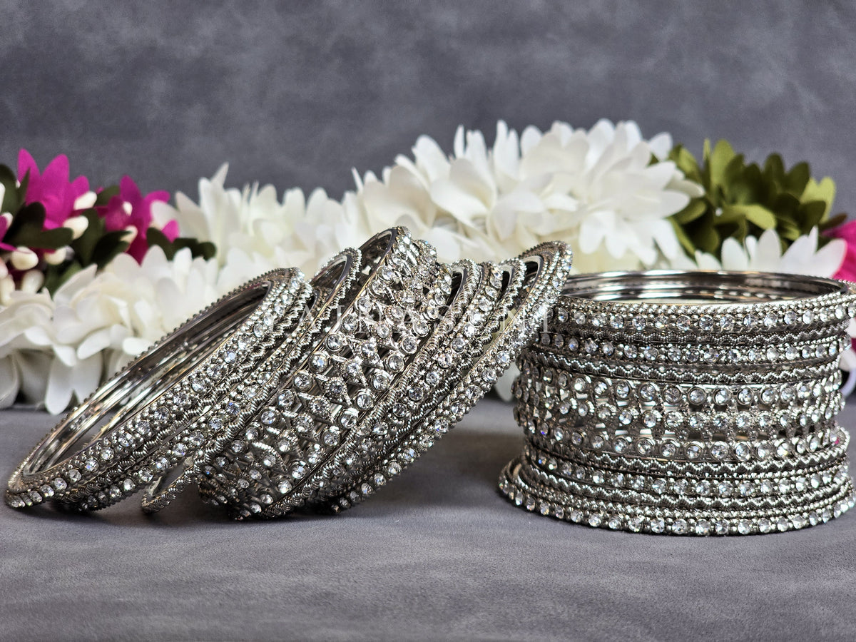 FANAA Bangle Set (Silver) – Yajnaseni