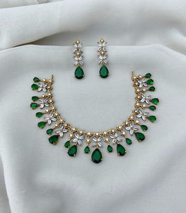 MAYURA (Emerald)