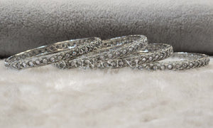 SONEETA - set of 4 bangles (silver)