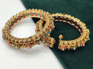 KATHAMBARI - pair of kada, screw type