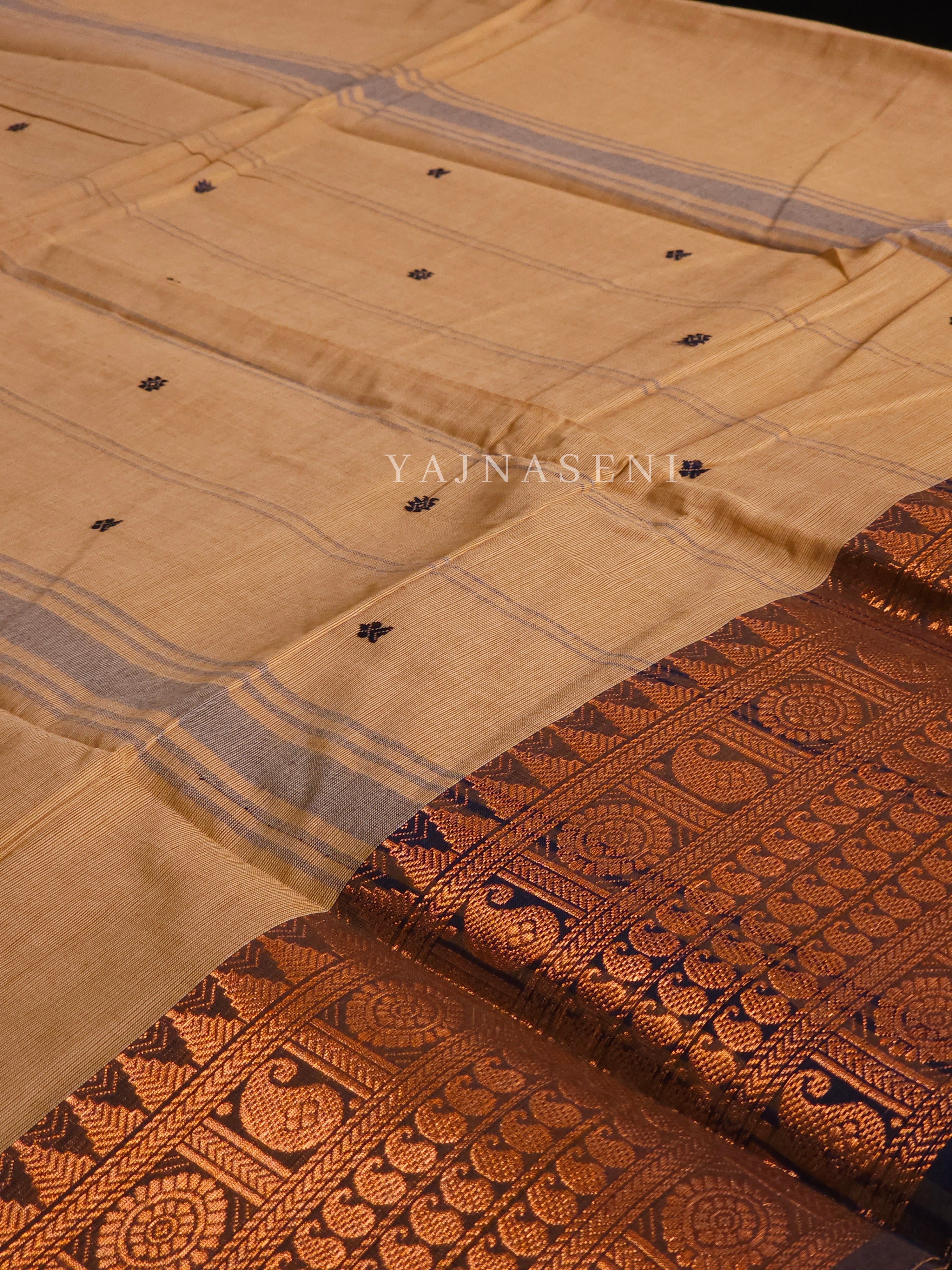 Kanchipuram Pure Cotton x Copper zari saree - Latte