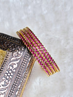 Load image into Gallery viewer, RADHA - set of 4 bangles (Rani)

