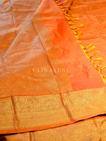 Load image into Gallery viewer, Vaira oosi x Checkered Saree - Orange
