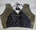 Load image into Gallery viewer, Black : Readymade blouse [PRISHA]
