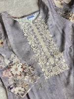 Load image into Gallery viewer, PARUL [S / 36] - Straight cut kurti set
