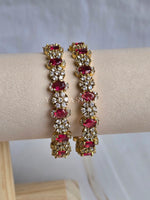 Load image into Gallery viewer, RESHMI - pair of bangles (Ruby)
