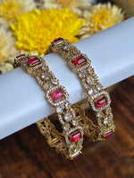 Load image into Gallery viewer, AMRUTA - pair of bangles (Ruby)
