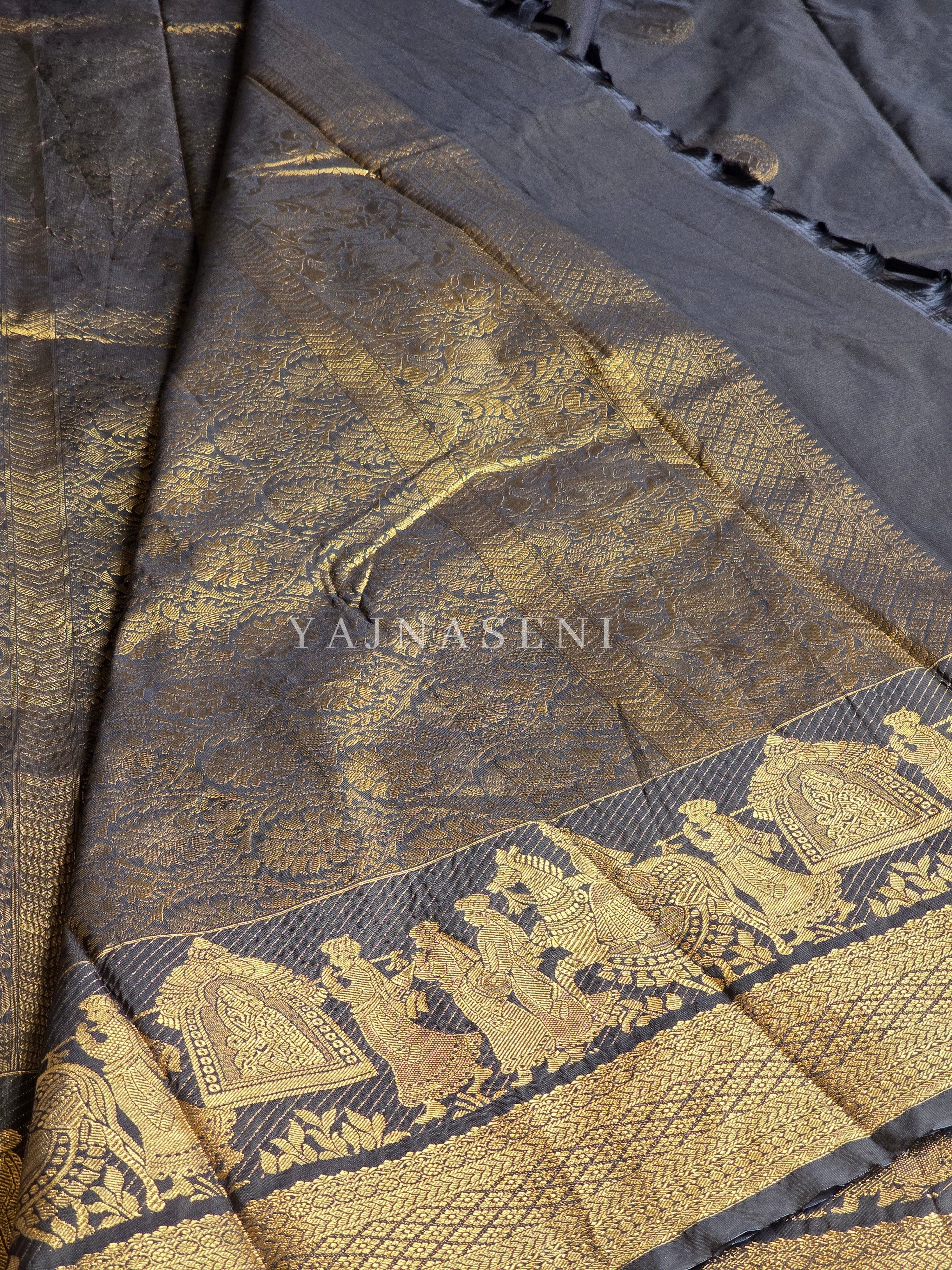 Pallakku Series : Semi Kanchi Silk Saree - Jet Black