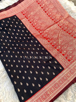 Load image into Gallery viewer, Lichi Silk Saree x Contrast Border : Black x Red
