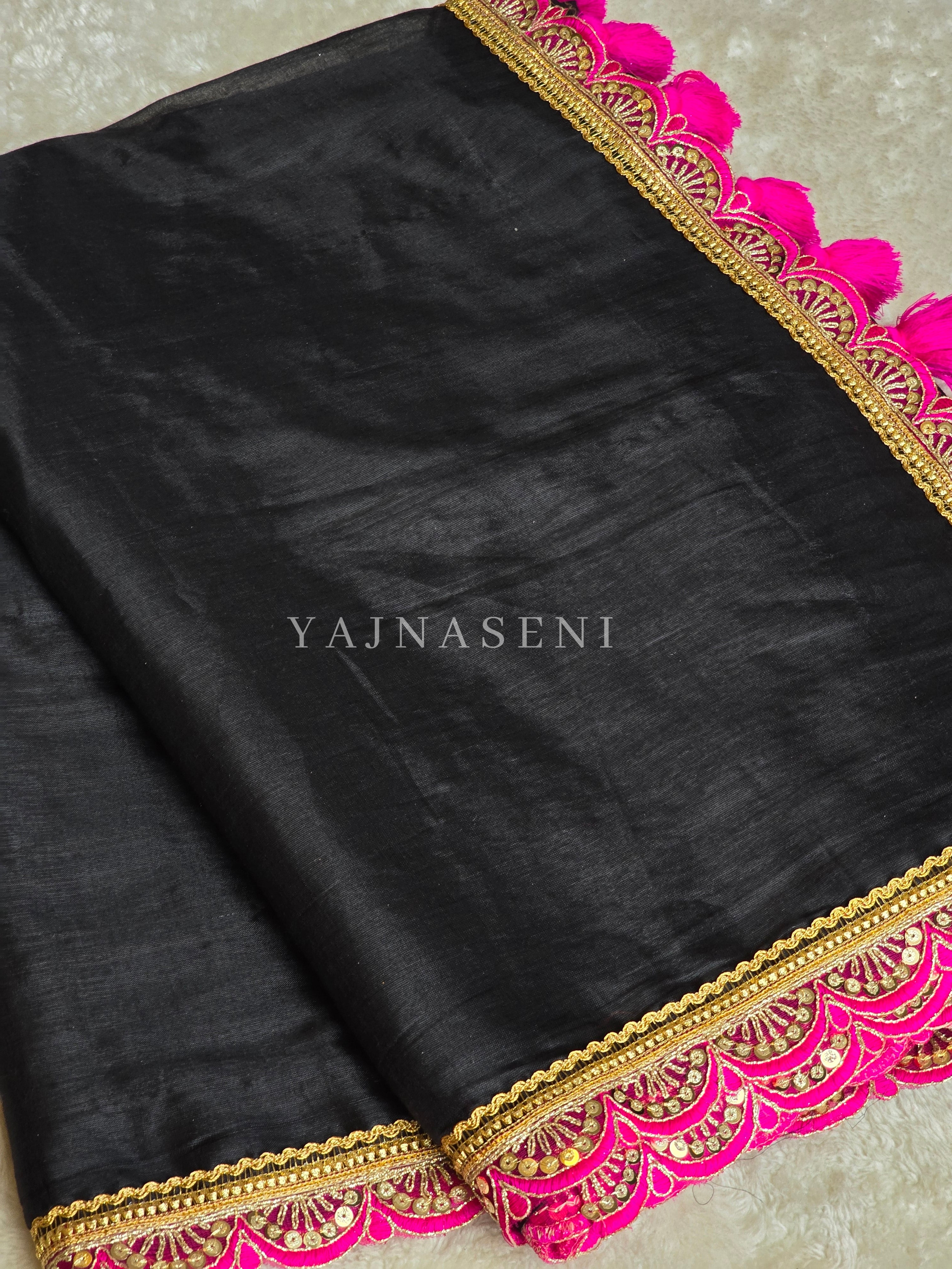 Tissue Saree x Scallop Lace Border : Black x Hot Pink