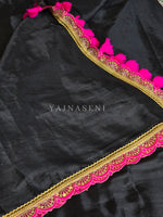 Load image into Gallery viewer, Tissue Saree x Scallop Lace Border : Black x Hot Pink
