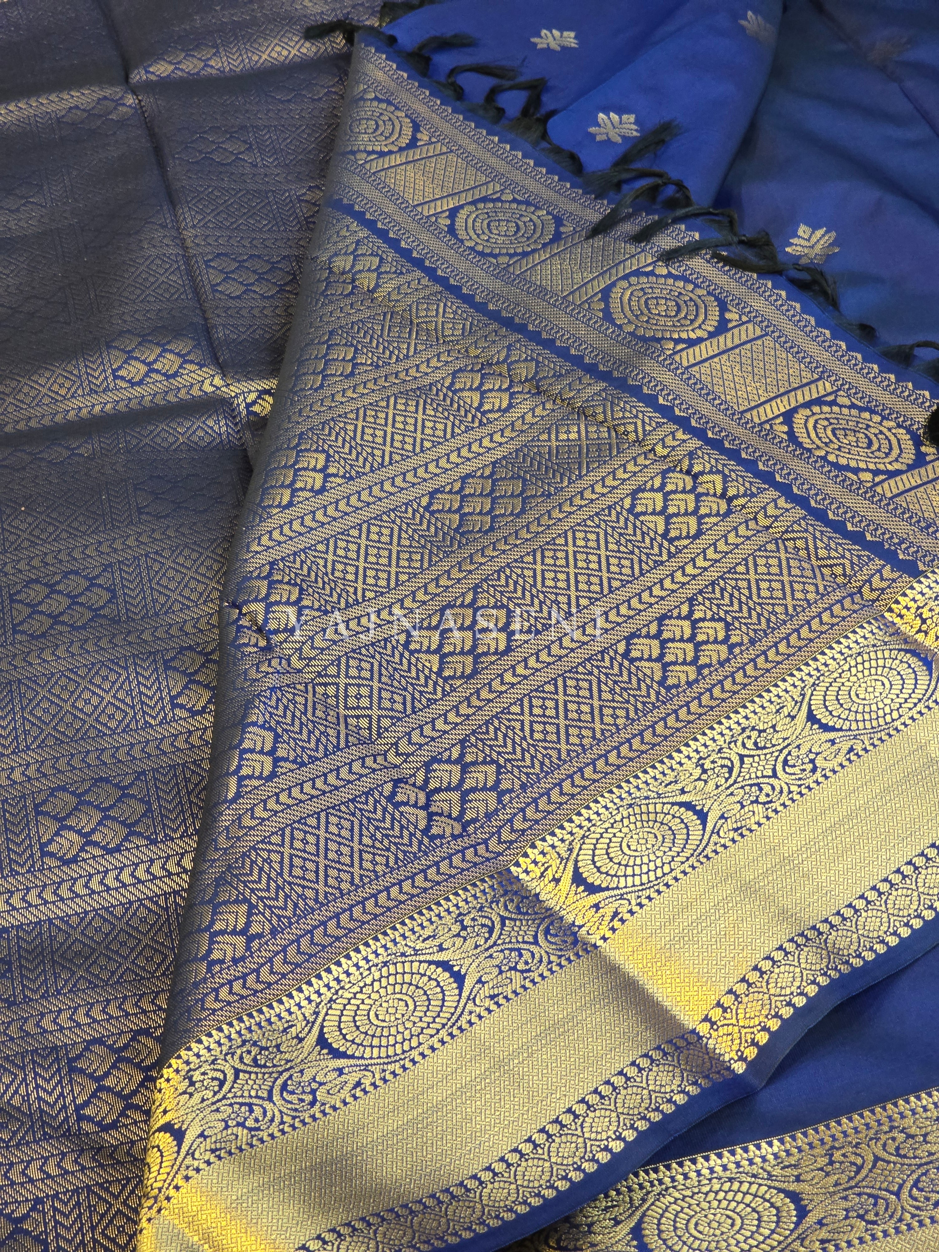 Mini Motifs x Semi Soft Silk Saree - Royal Blue