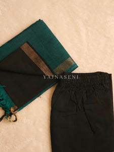 DANIKA [M / 38] - Straight cut kurta set