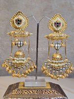 Load image into Gallery viewer, AIRA Earrings (Rani x Green)

