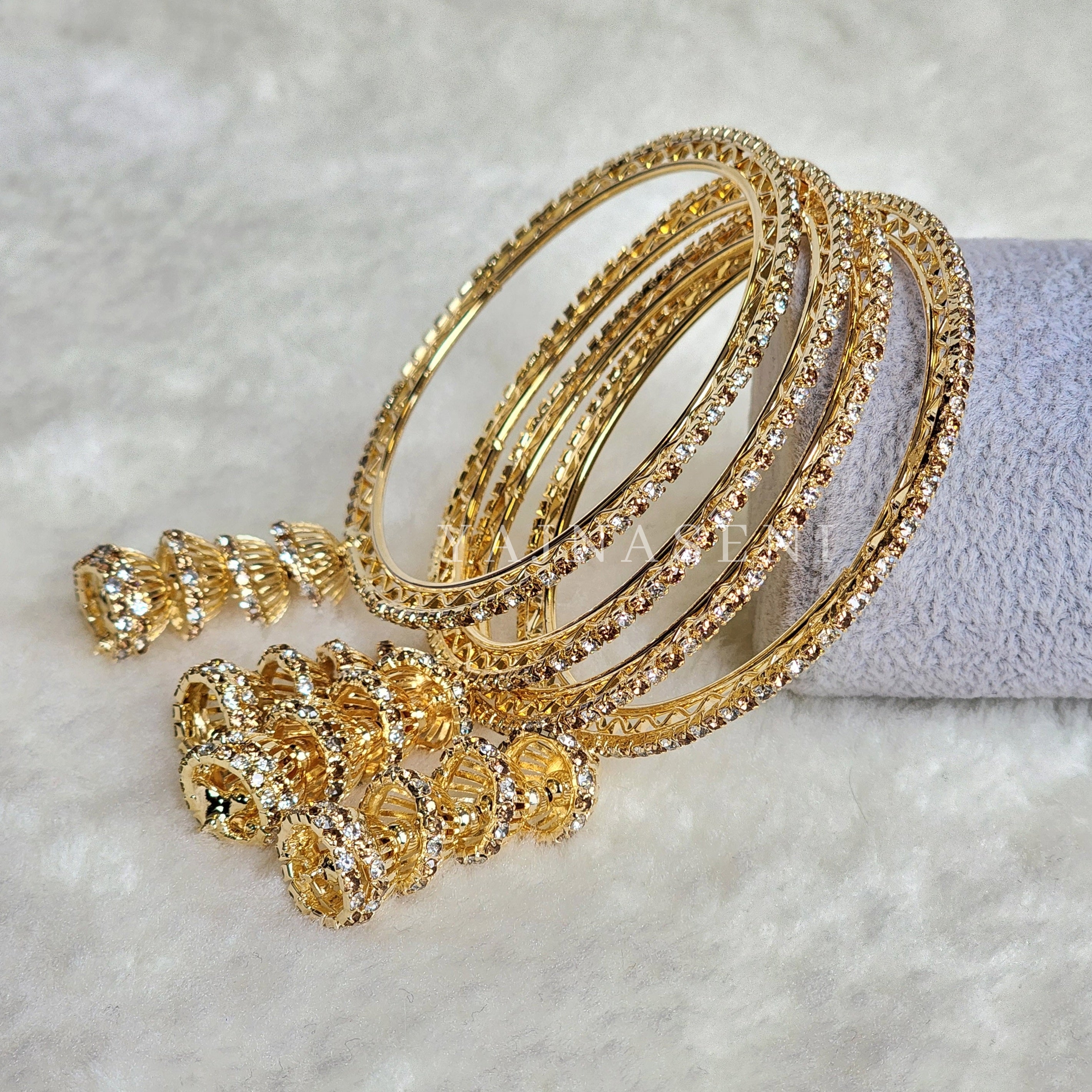 SUNITHA - set of 4 bangles (gold x champagne)