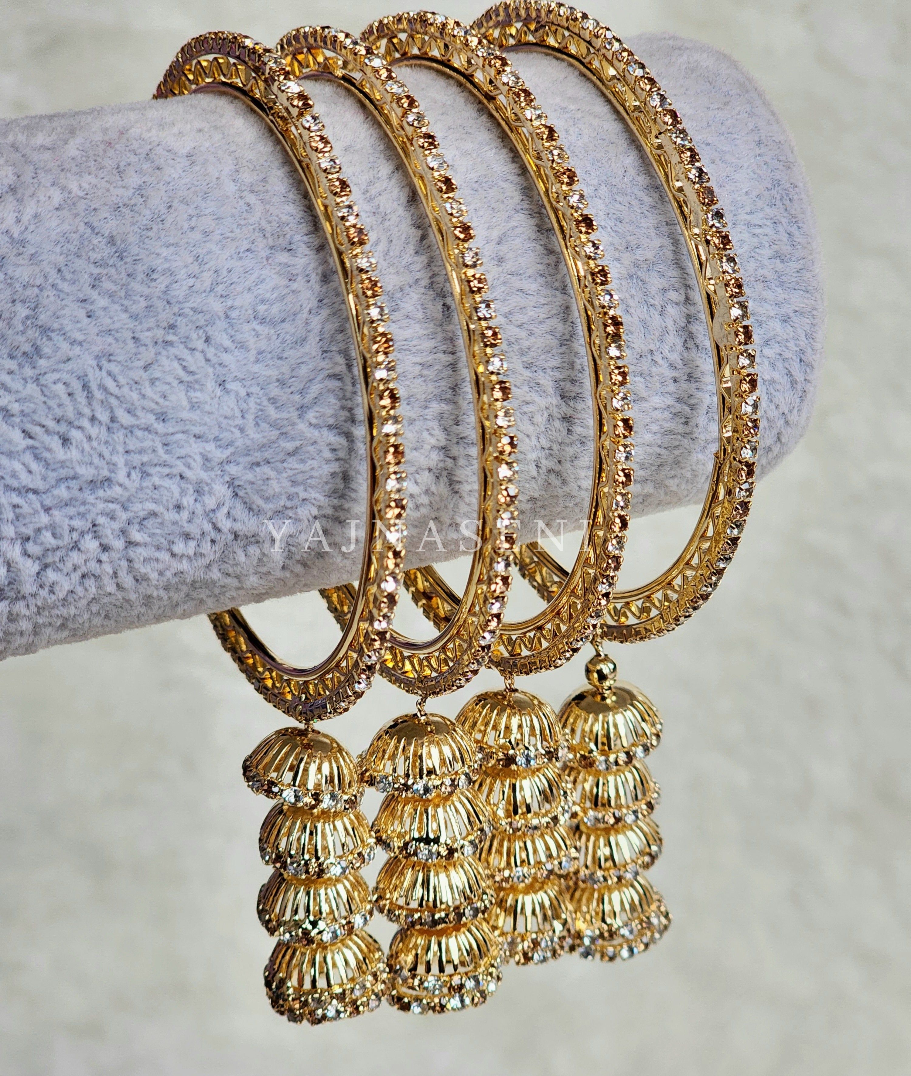 SUNITHA - set of 4 bangles (gold x champagne)