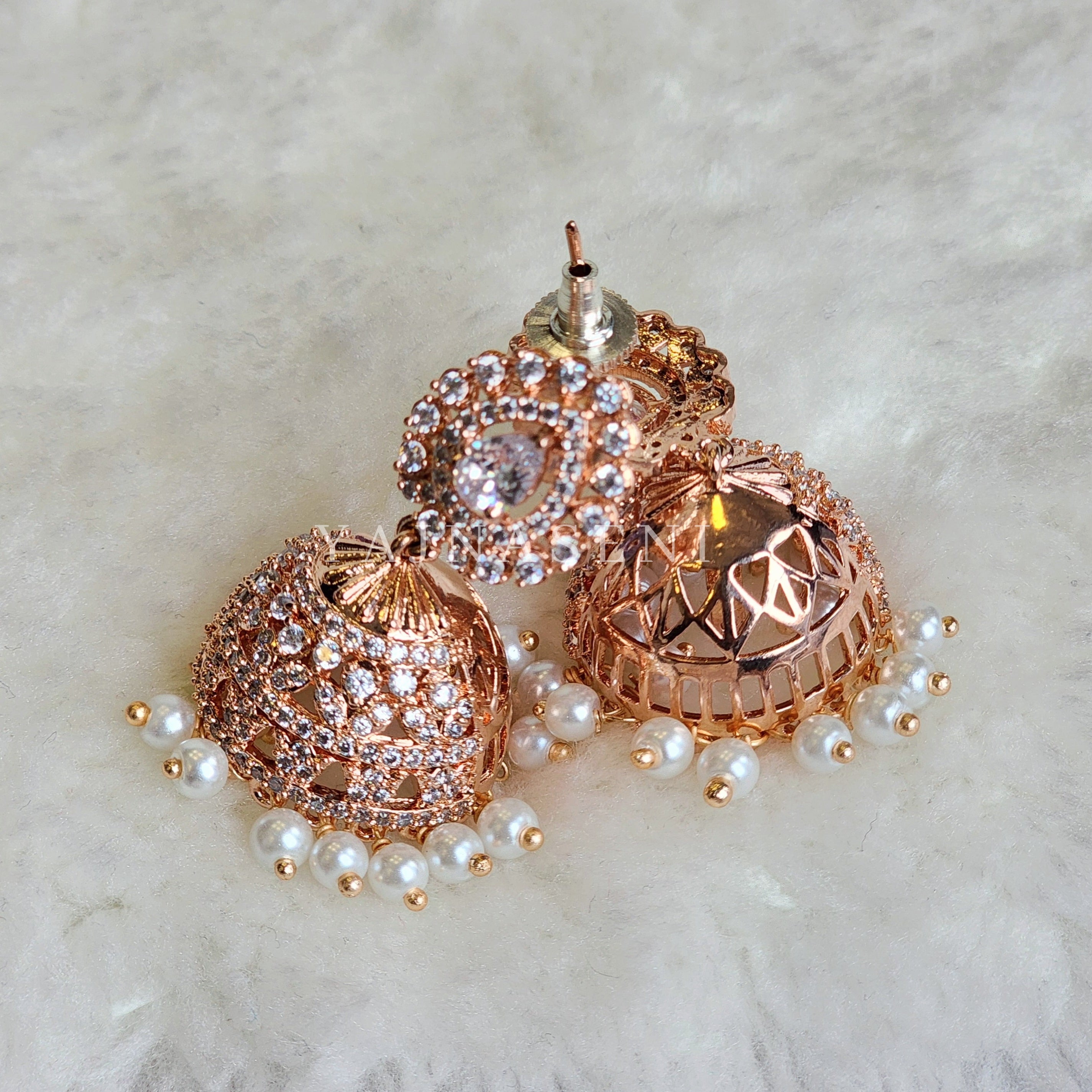 SHAMITA earrings (White)