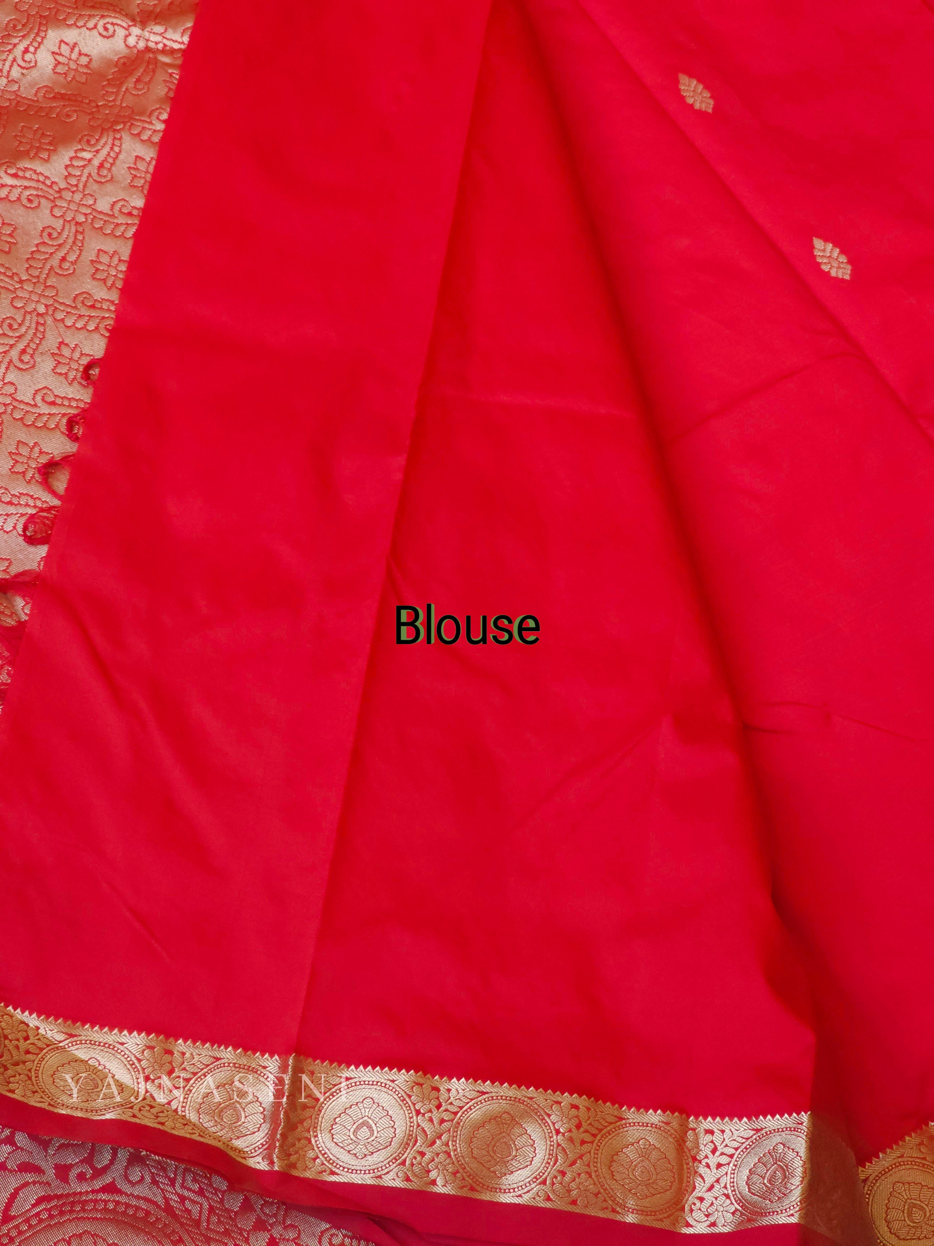 Kanchi cotton silk saree x mini border : Red