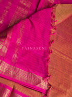 Load image into Gallery viewer, Kalyani Cotton Saree (checkered) - Gold Zari : Sunset Orange x Hot Pink
