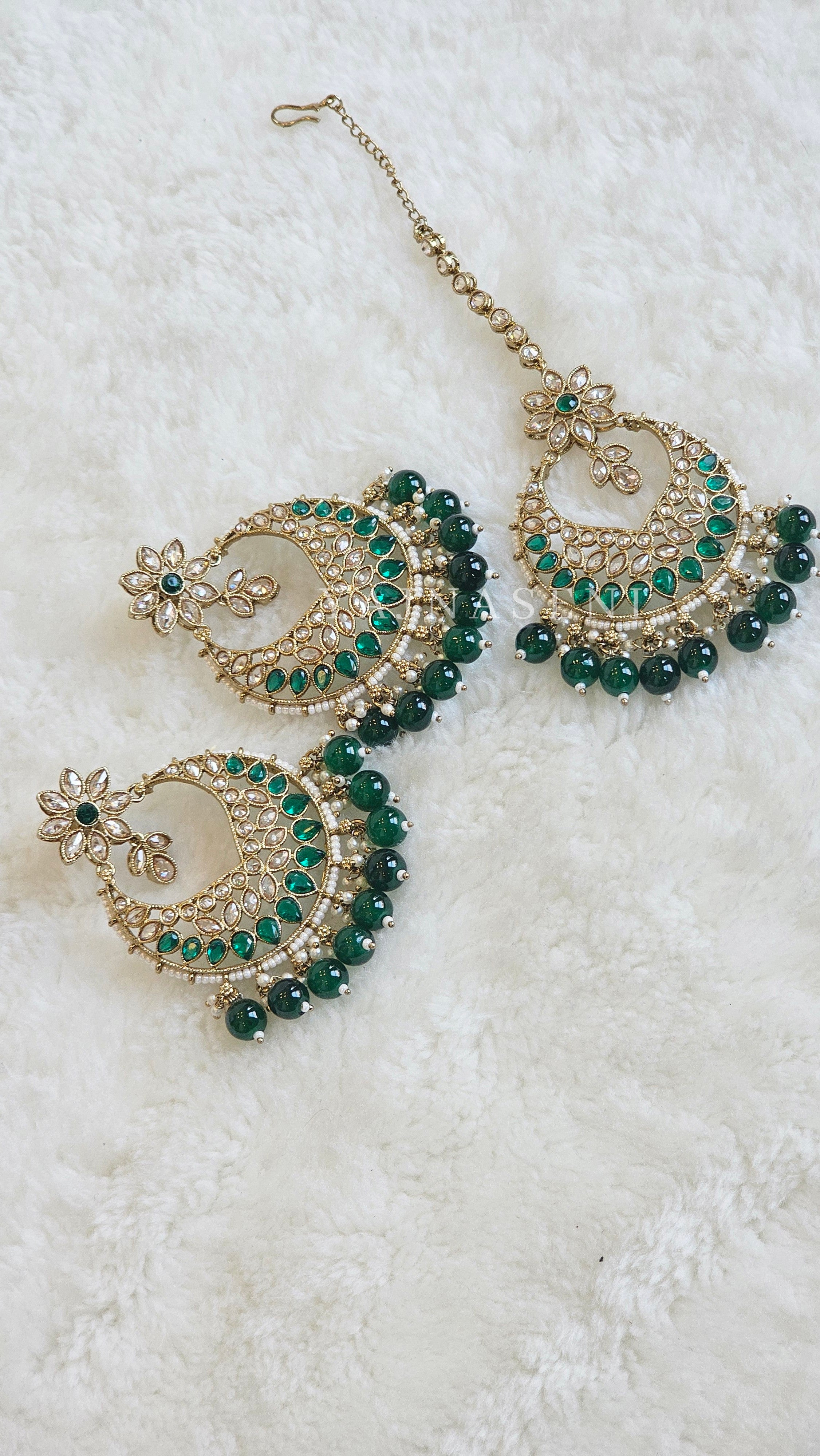 AASHVIKA necklace (green)