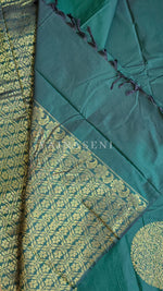Load image into Gallery viewer, Soft Silk Borderless Mandala Saree - Emerald
