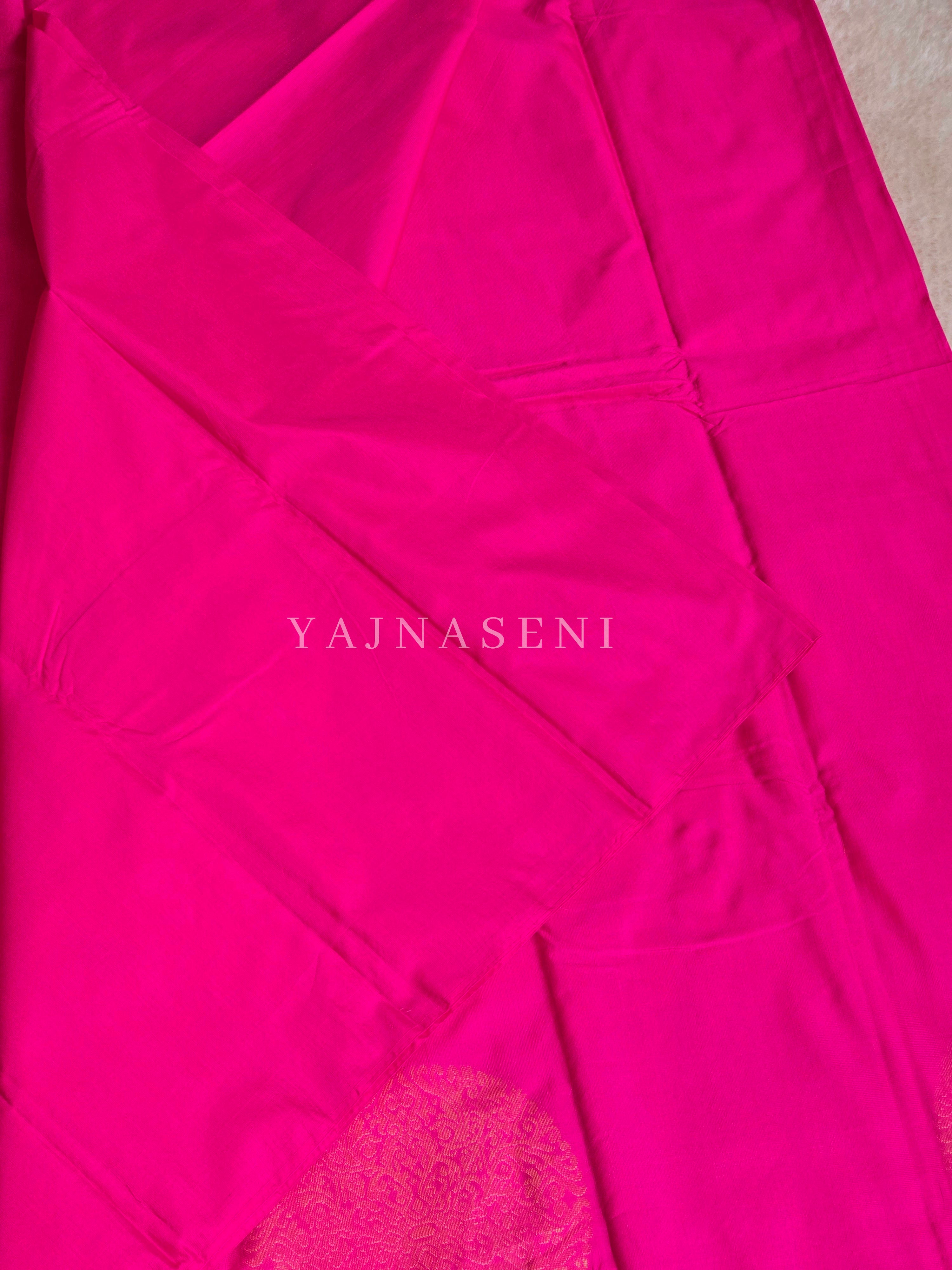 Soft Silk Borderless Mandala Saree - Sweet Pink