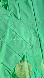 Load image into Gallery viewer, Soft Silk Borderless Mandala Saree - Spring Green
