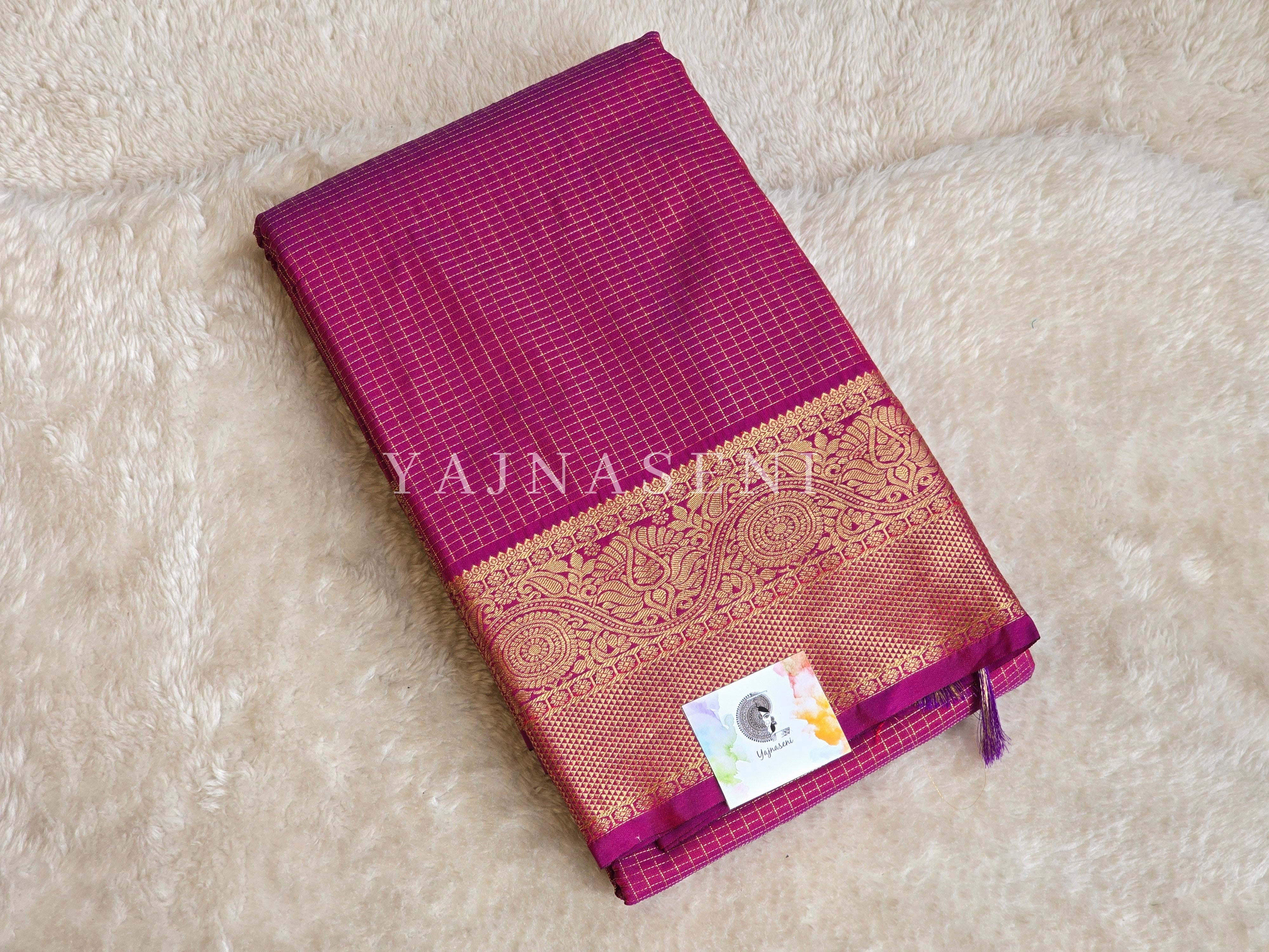 Vaira oosi x Checkered Saree - Magenta
