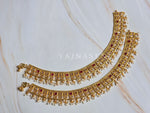 Load image into Gallery viewer, Anklet - UTHRA (Rani x White)
