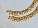 Load image into Gallery viewer, Anklet - UTHRA (Rani x White)
