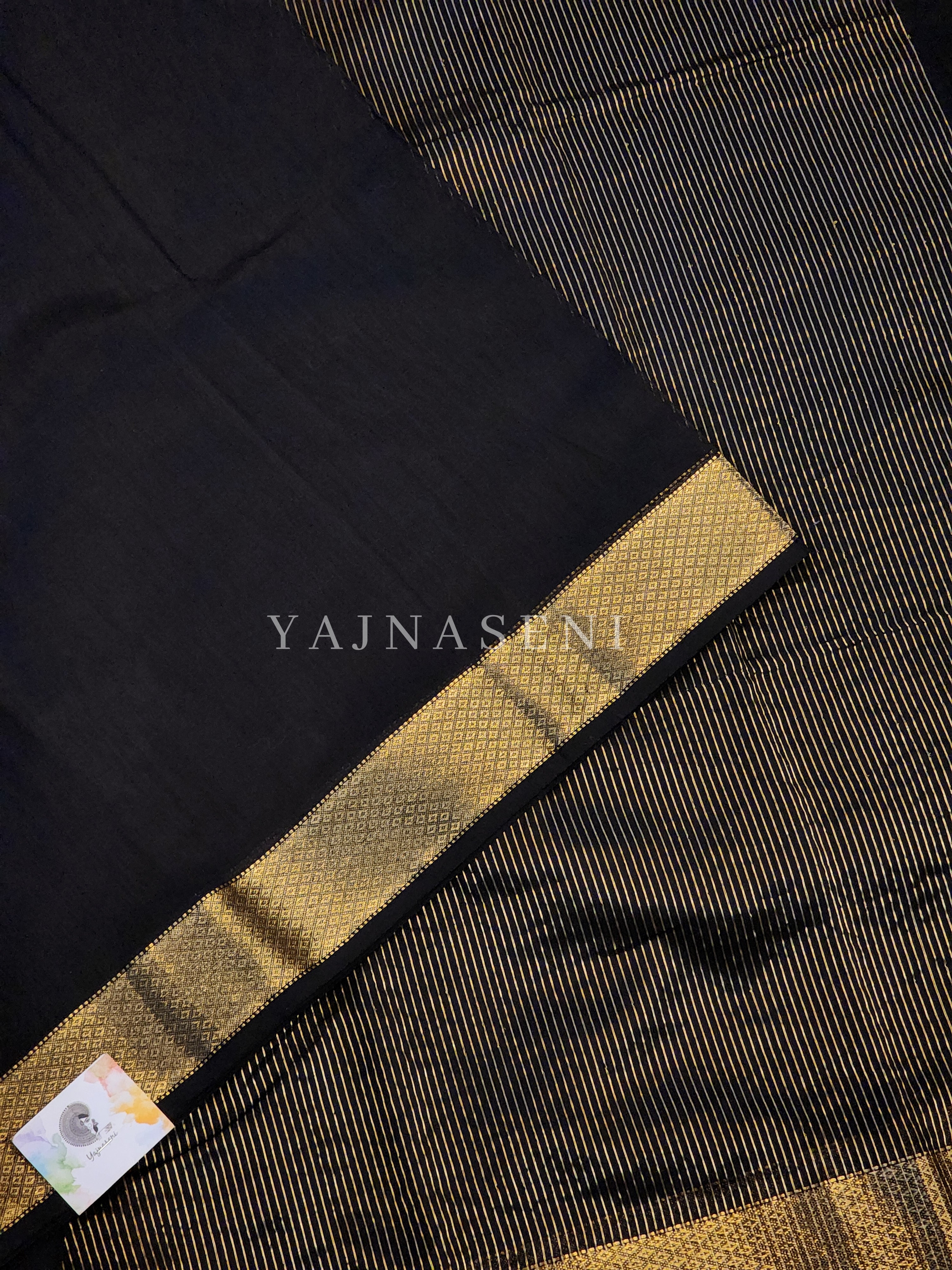 Maheswari Silk Cotton Saree - Black x Gold