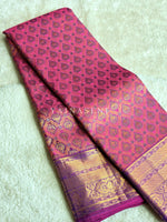 Load image into Gallery viewer, BYZANTINE - Pure Kanjivaram Silk Saree with Gold Zari
