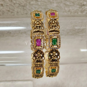 DEVAKI - pair of bangles
