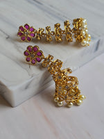 Load image into Gallery viewer, RATNA Earrings (Rani)
