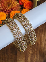 Load image into Gallery viewer, TASHI - pair of bangles (Rose Quartz)
