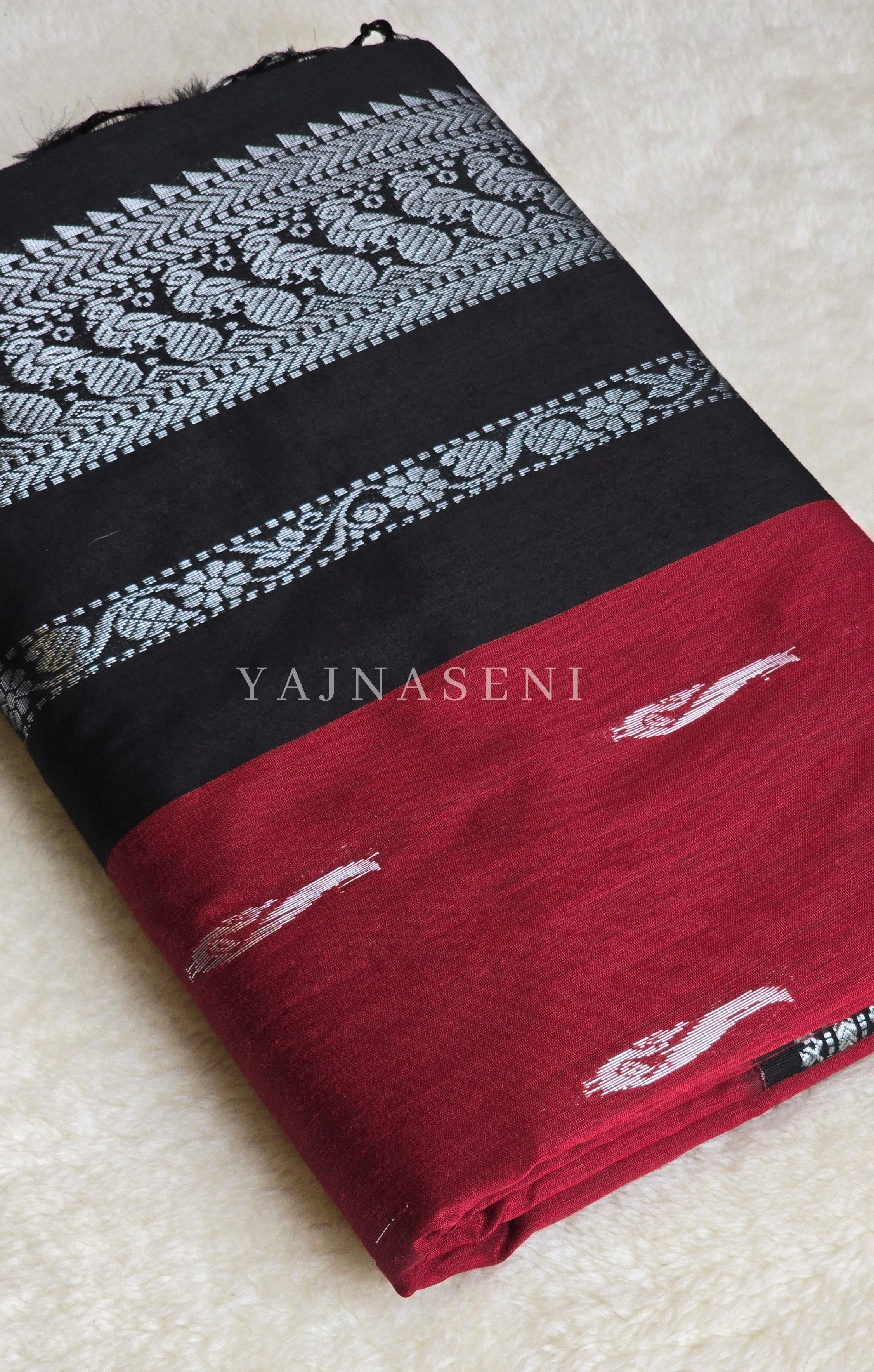 Kalyani Cotton Saree - Silver Zari : Red x Black