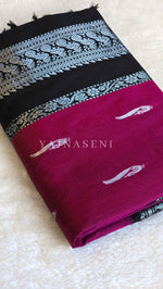 Load image into Gallery viewer, Kalyani Cotton Saree - Silver Zari : Magenta x Black
