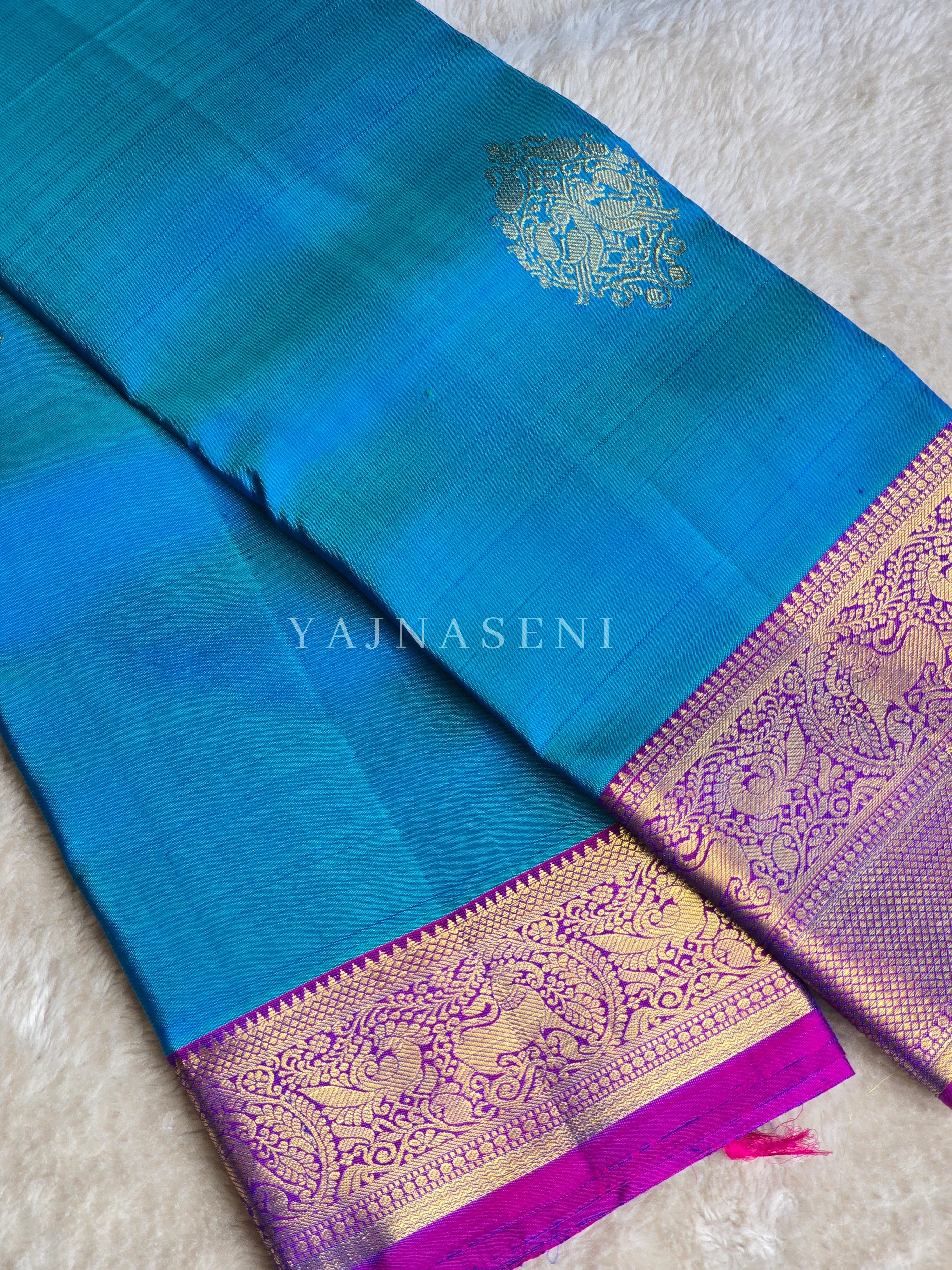 REGALIA TEMPTRESS - Pure Kanjivaram Silk Saree with Gold Zari