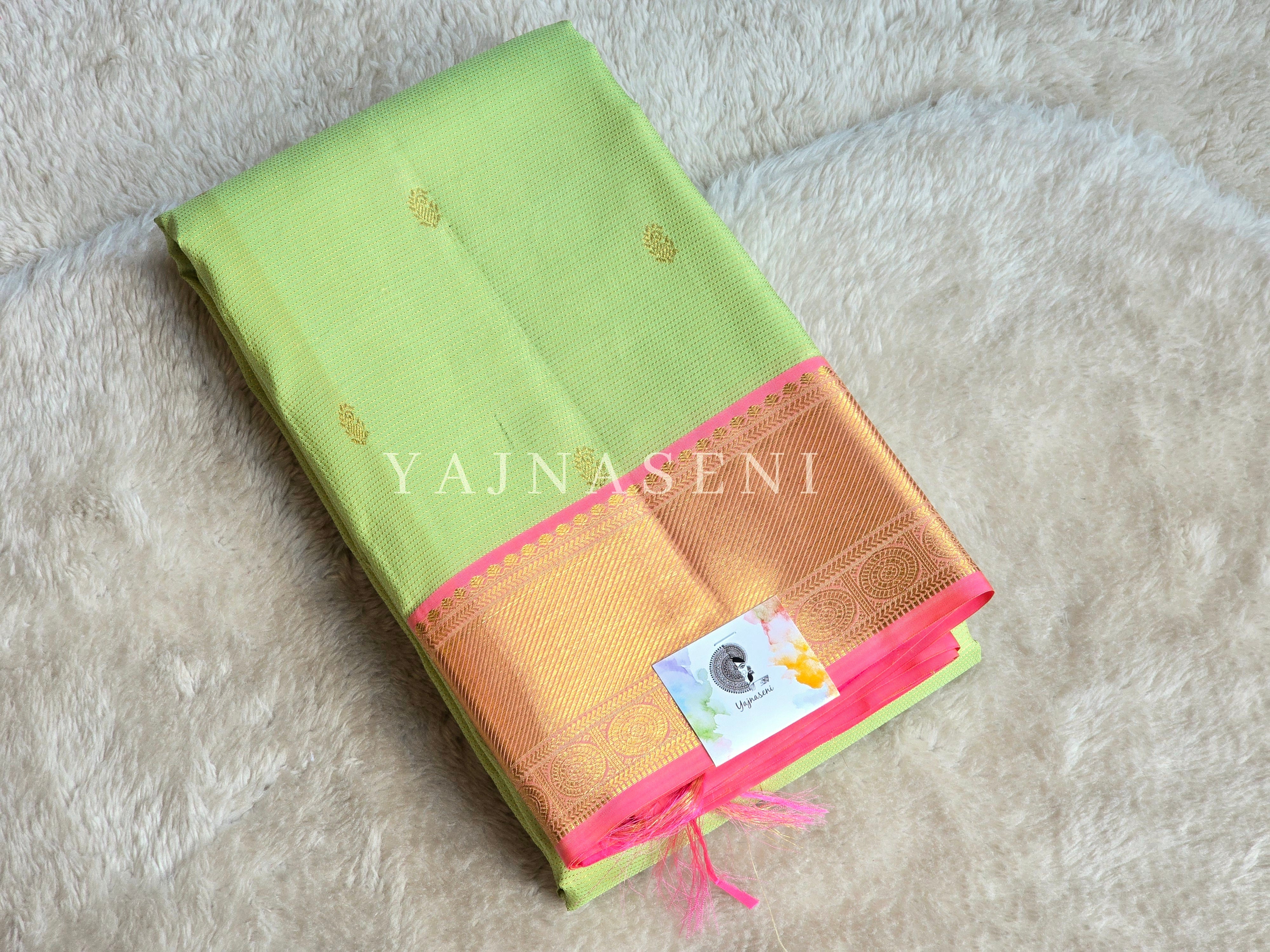 CROWN BLOOM - Pure Kanjivaram Silk Saree with Gold Zari