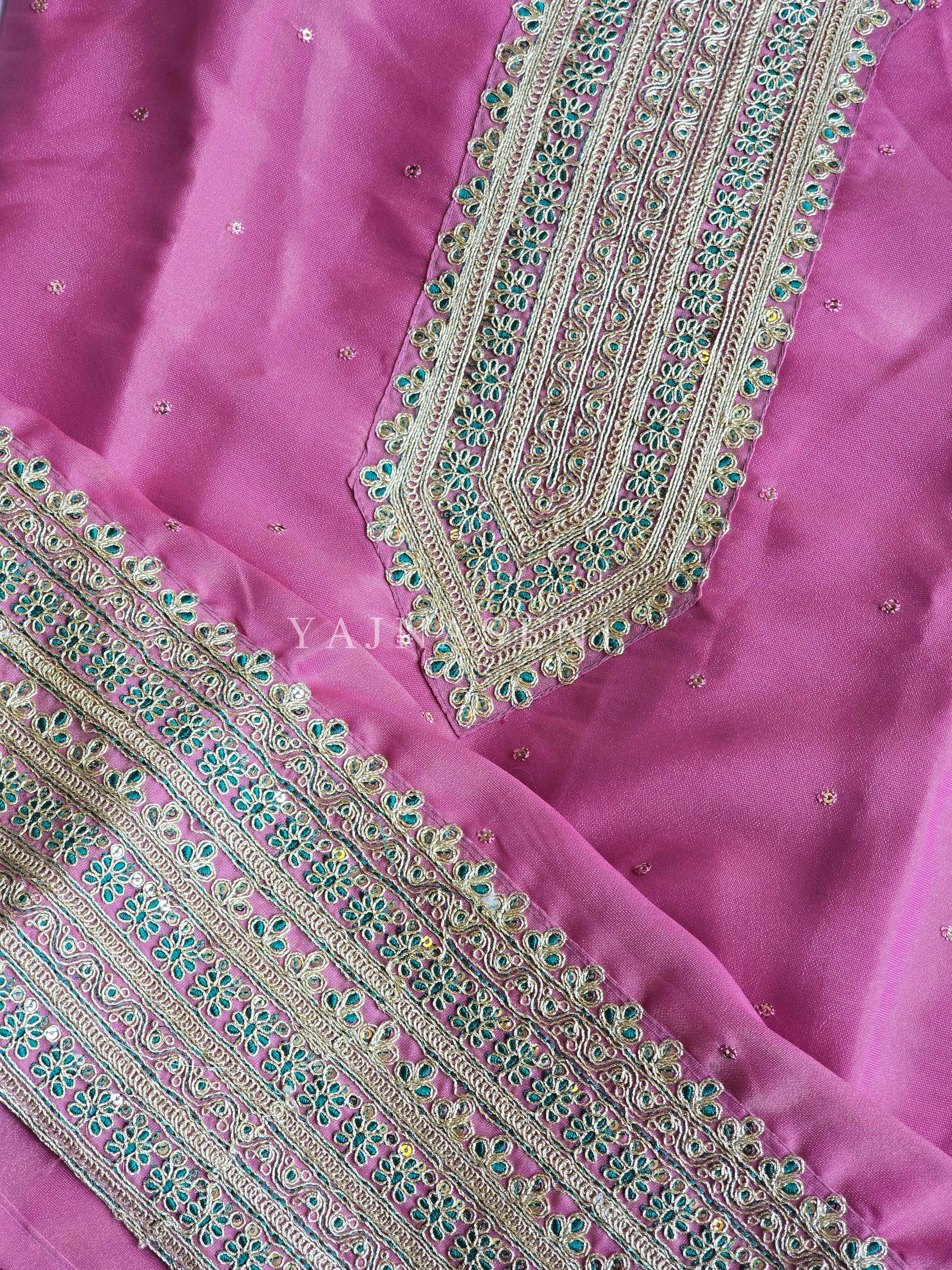 AMYRA [XS/34] - Straight Cut Kurti Set