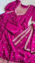 Load image into Gallery viewer, RANHITA [L/40] - A-Line Kurti Set (Shiraz)
