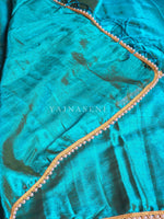 Load image into Gallery viewer, Shimmery Tissue Saree x Pearl Border : Peacock
