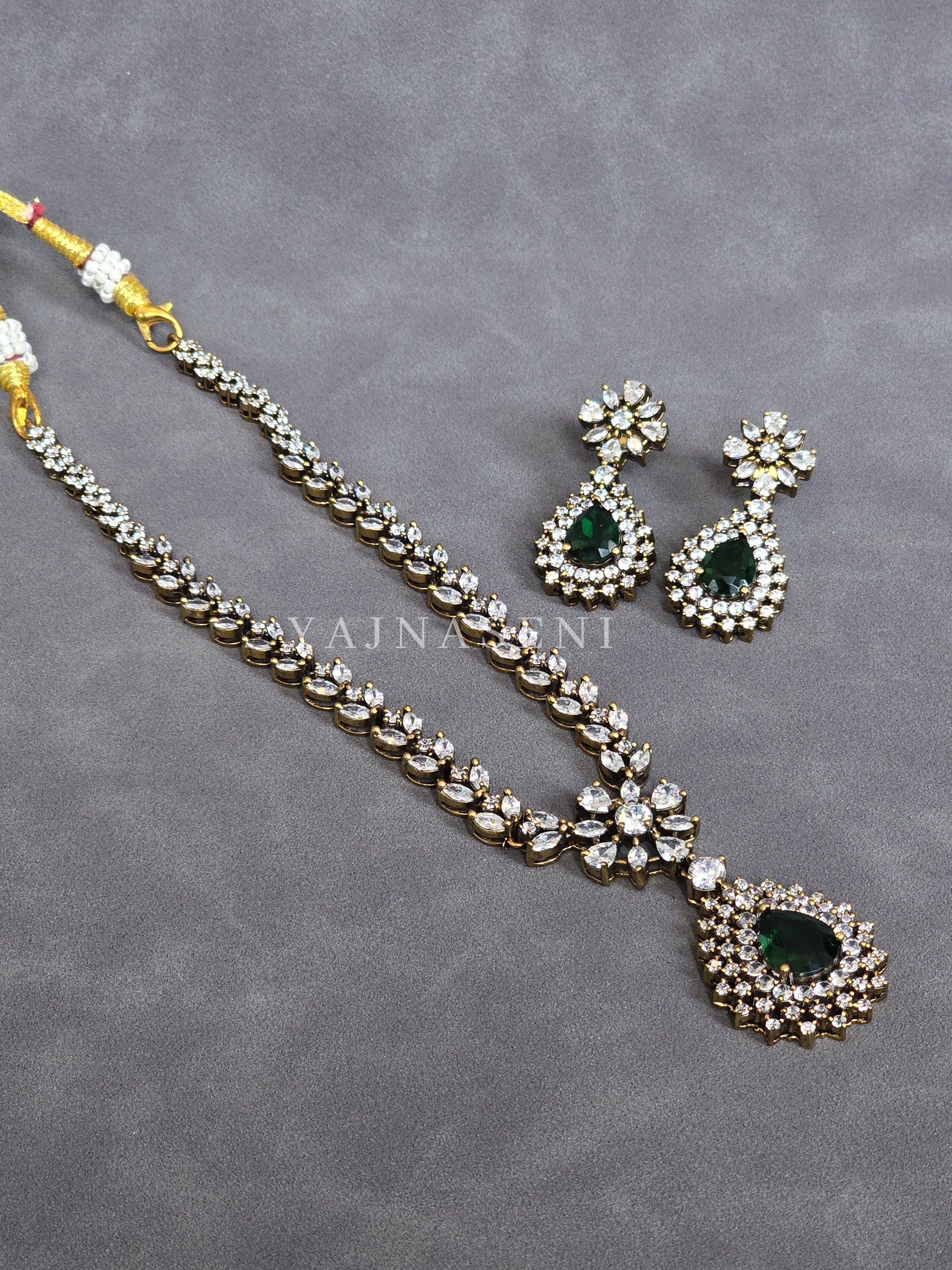 KARISHMA (Green)