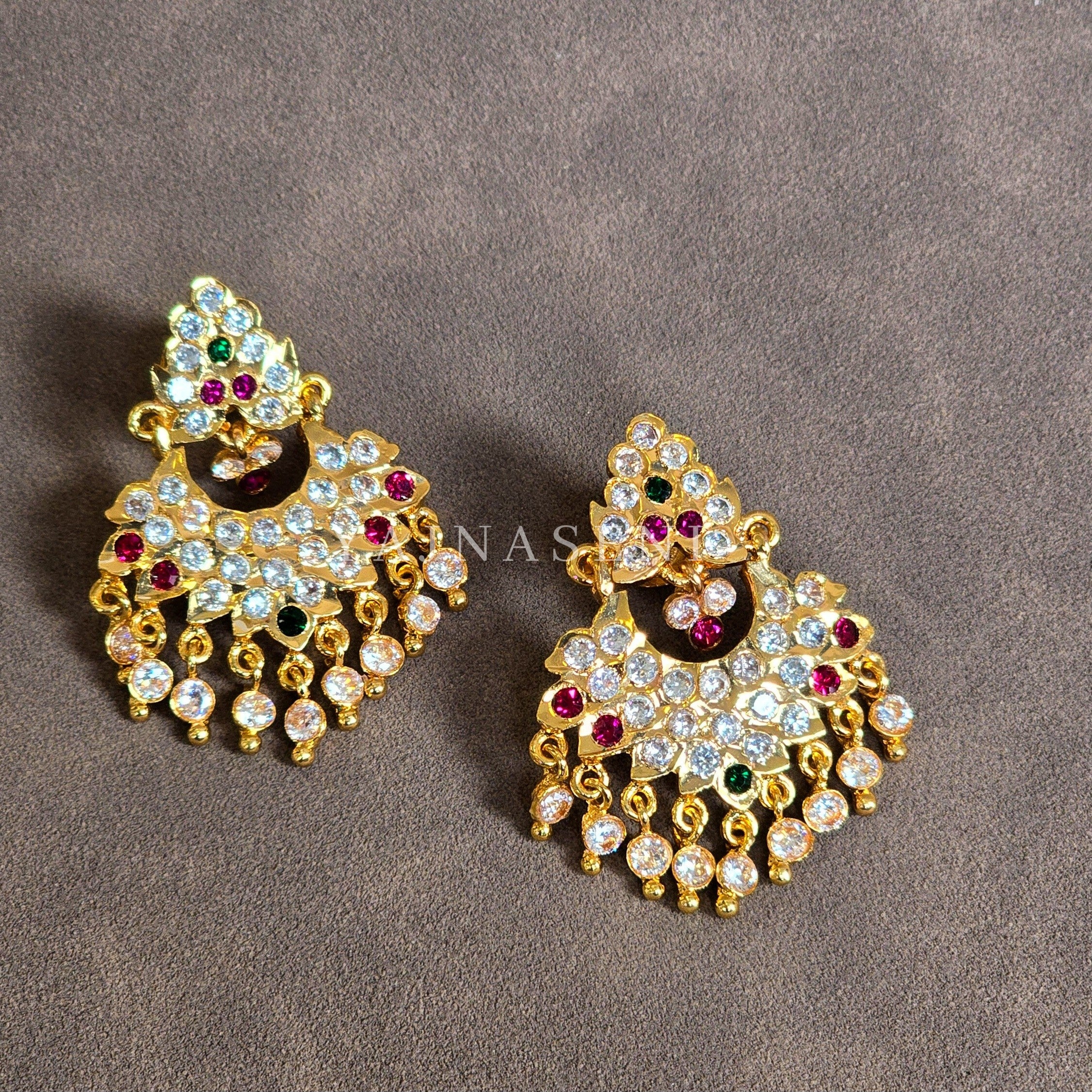 ANNIKA earrings