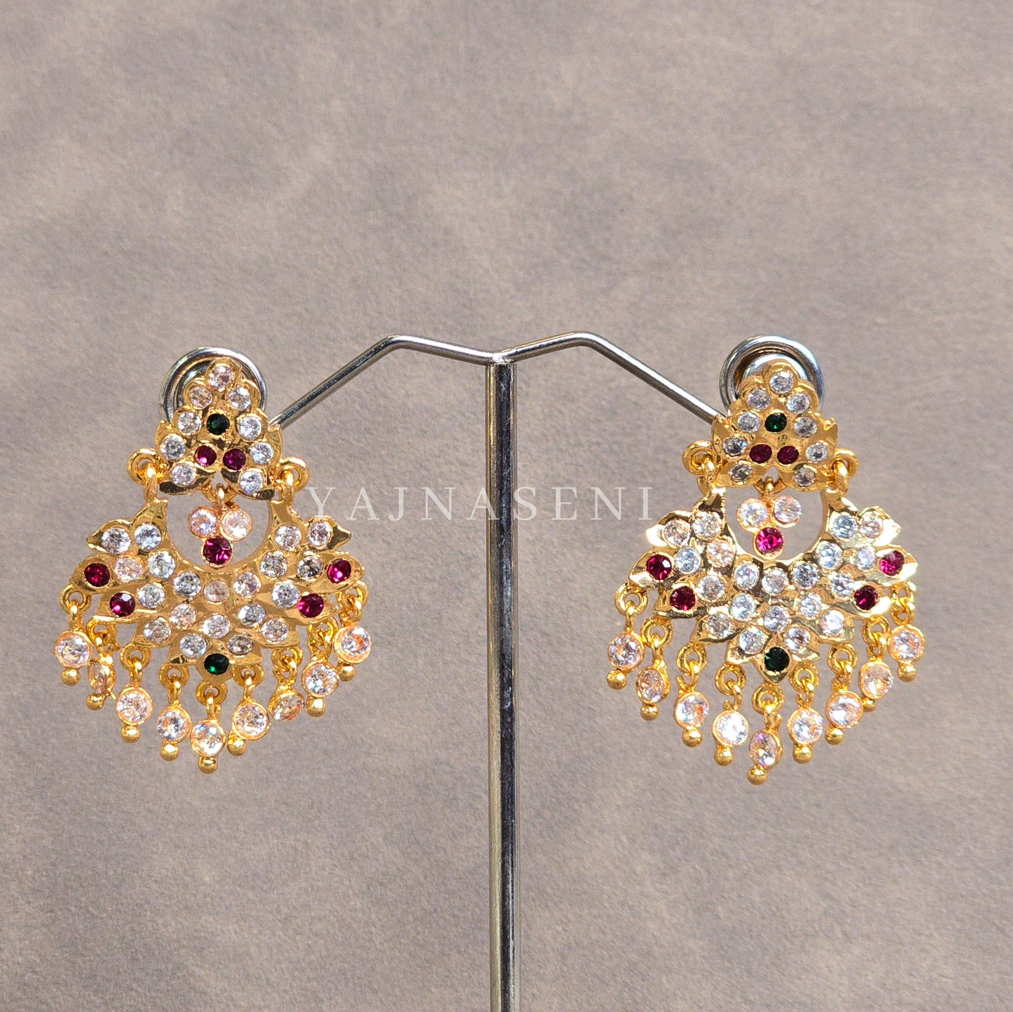 ANNIKA earrings