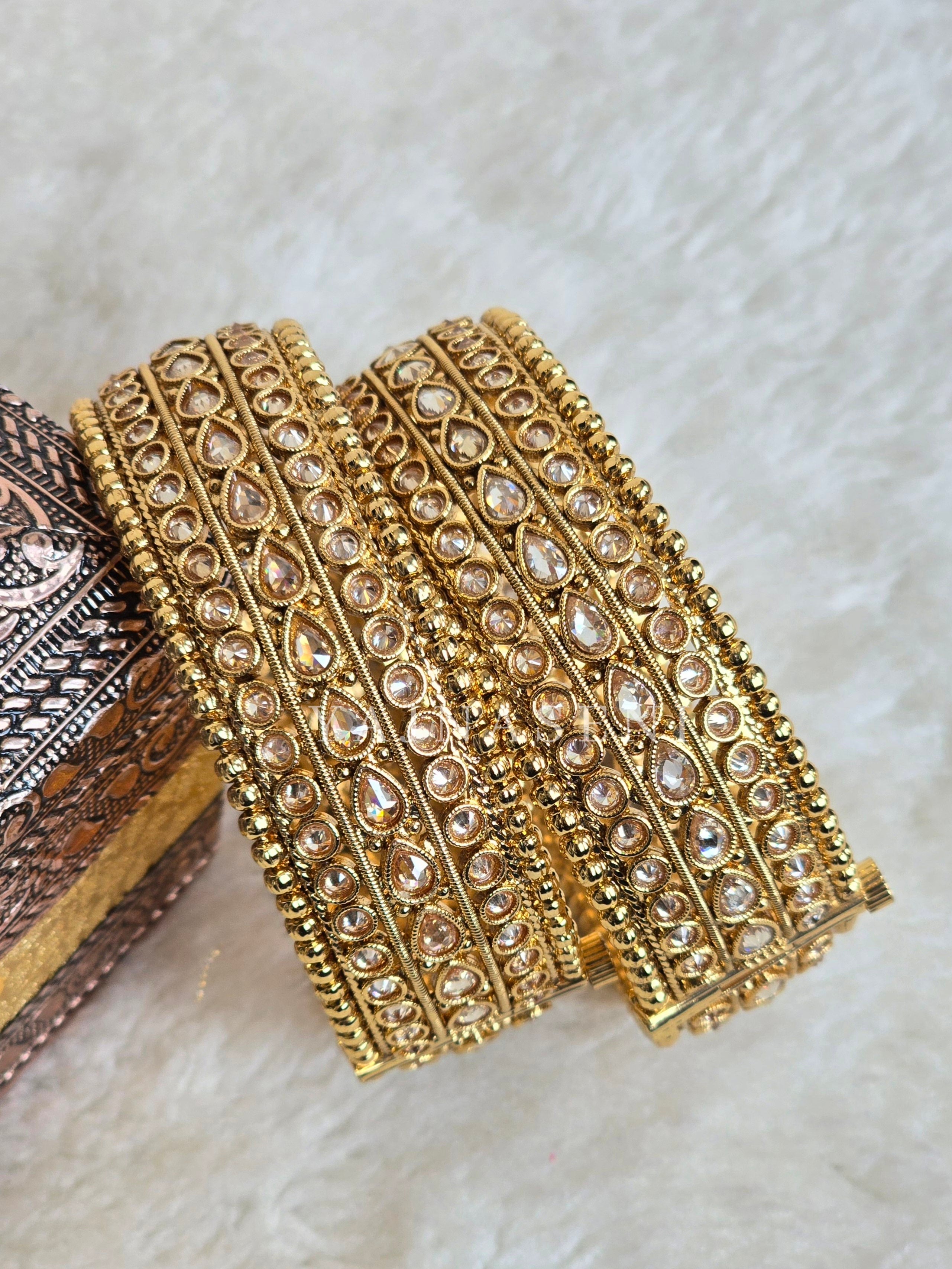 MEERA - pair of kada, screw type
