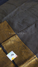 Load image into Gallery viewer, Vaira oosi x Checkered Saree - Black
