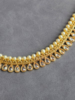 Load image into Gallery viewer, Hipchain - VARSHA (white pearls)
